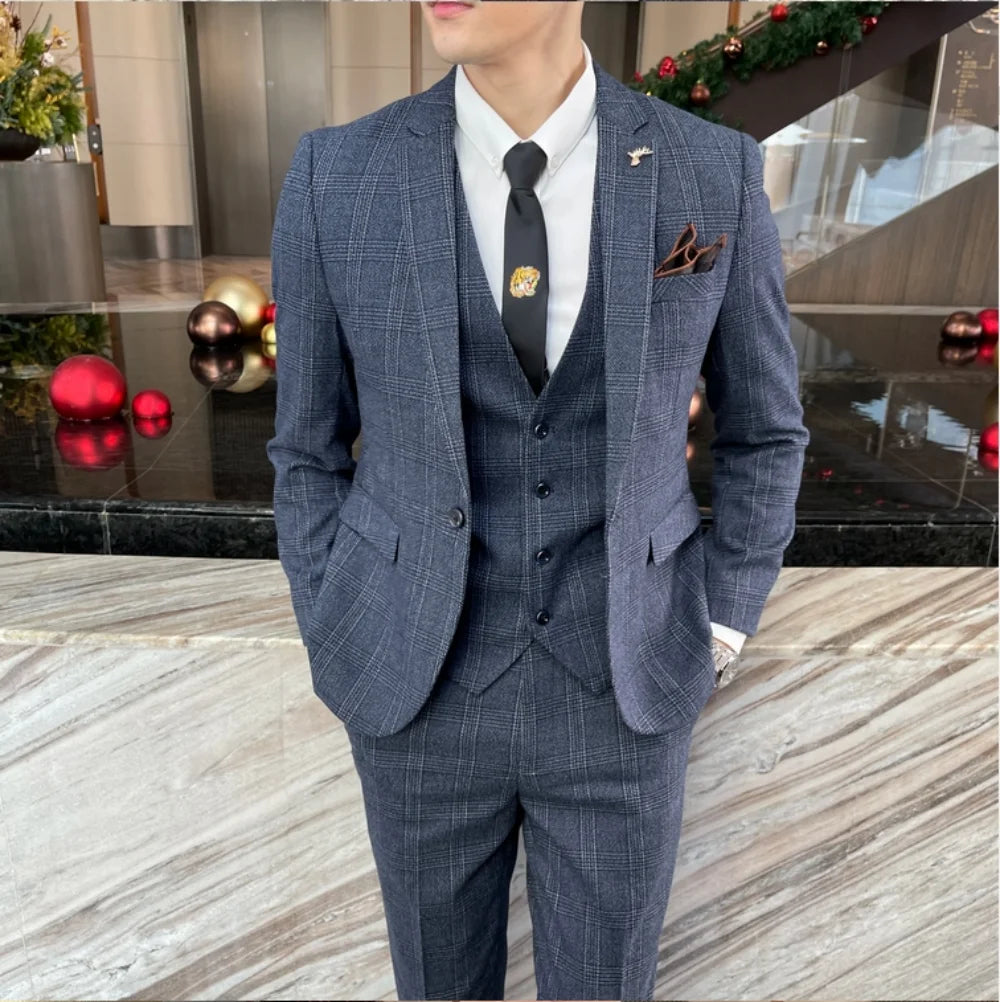 Kingsley Blue Check Suit – Modern Summer Sophistication